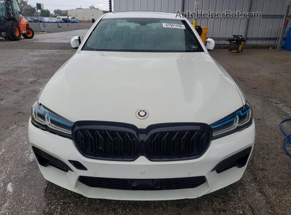 WBAJE5C38HG477901 2017 BMW 5 SERIES White Vista frontal