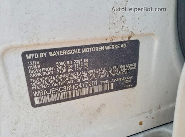 WBAJE5C38HG477901 2017 BMW 5 SERIES White Vista de los asientos traseros