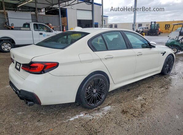 WBAJE5C38HG477901 2017 BMW 5 SERIES White Trasero derecho