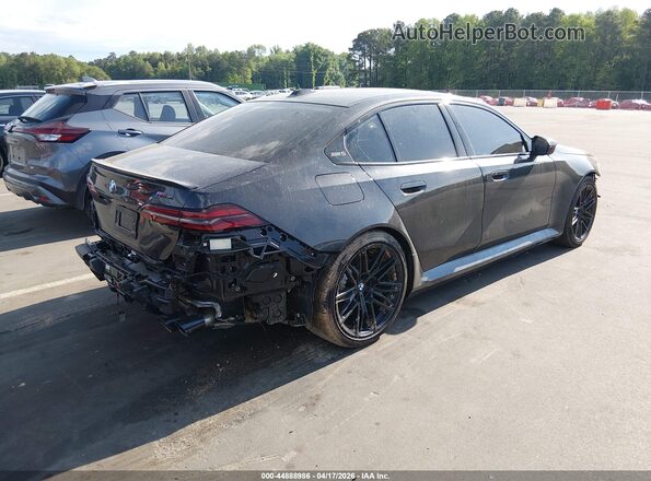 WBS83FK06TCV90680 2026 BMW M5 Gray Rear right