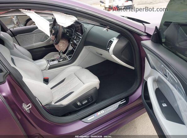 WBSGV0C06RCR25429 2024 BMW M8 Purple Вид салону спереду