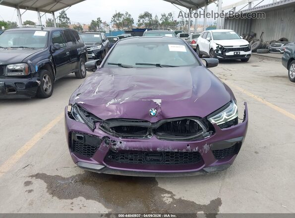 WBSGV0C06RCR25429 2024 BMW M8 Purple Вид панелі приладів