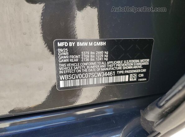 WBSGV0C07SCW34461 2025 BMW M8 Black Շարժիչի բաժամունքի տեսք