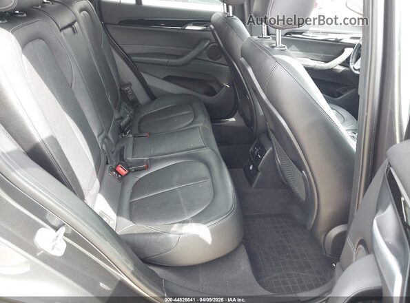 WBXHT3C31H5F78131 2017 BMW X1 Gray VIN sticker view