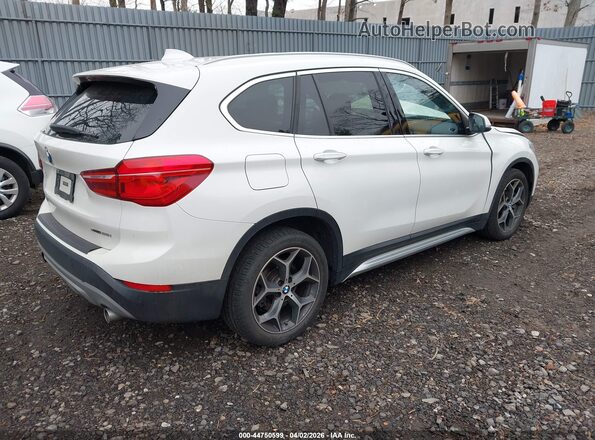 WBXHT3C31J5L31338 2018 BMW X1 White 