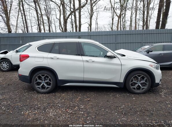 WBXHT3C31J5L31338 2018 BMW X1 White 