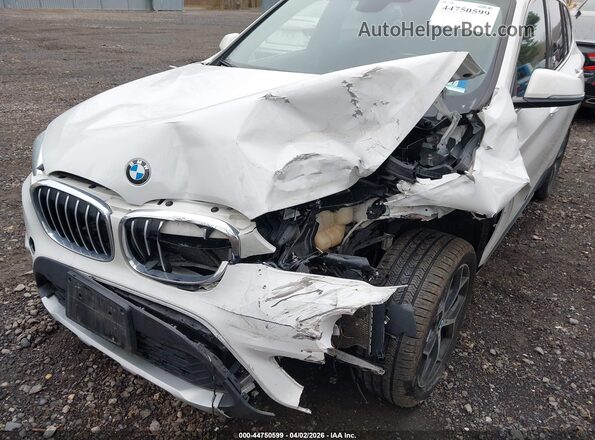 WBXHT3C31J5L31338 2018 BMW X1 White 