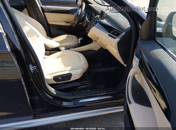 WBXHT3C33H5F76493 2017 BMW X1 Black 