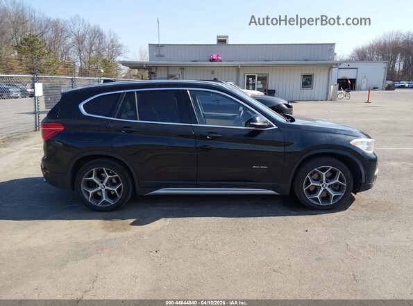 WBXHT3C33H5F76493 2017 BMW X1 Black 