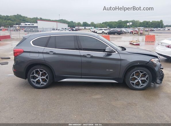 WBXHT3C33J5F90366 2018 BMW X1 Gray Սալոնի հետևի տեսք