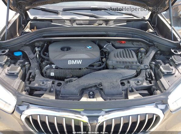 WBXHT3C34H5F79502 2017 BMW X1 Gray Widok z tyłu