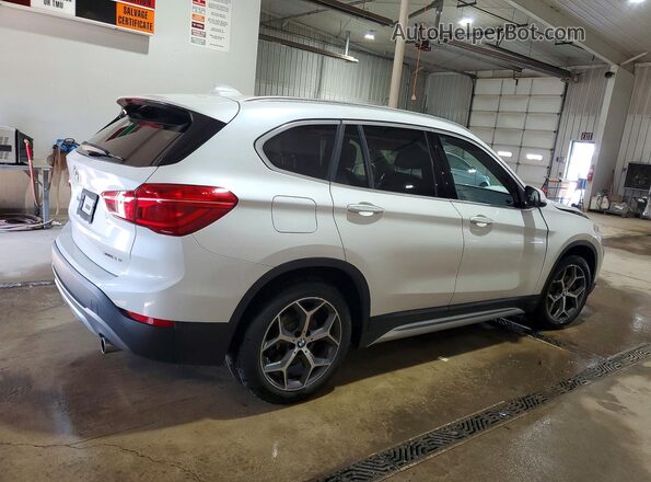WBXHT3C34J3H30064 2018 BMW X1 Белый Задняя правая четверть