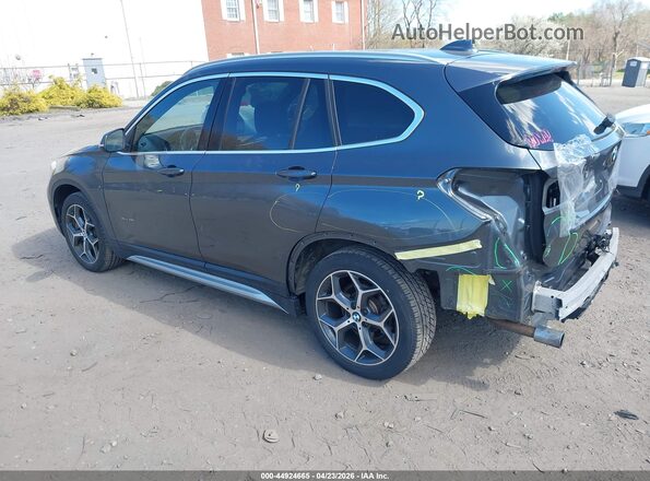 WBXHT3C34J5F92272 2018 BMW X1 Gray Задня ліва чверть