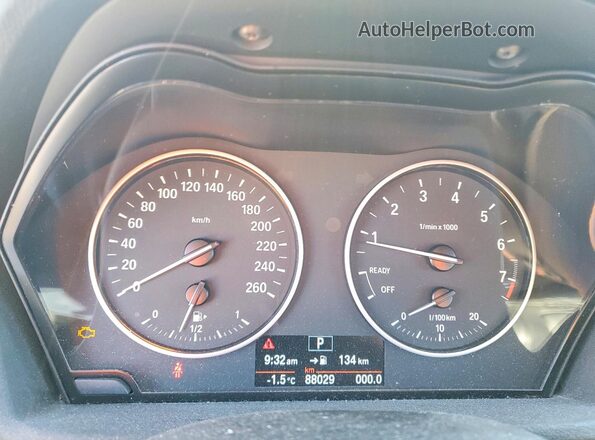 WBXHT3C37J5K30790 2018 BMW X1 Gray Սարքավորումների վահանակի տեսք