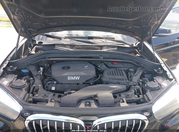 WBXHT3C38G5E52850 2016 BMW X1 Black Widok z tyłu