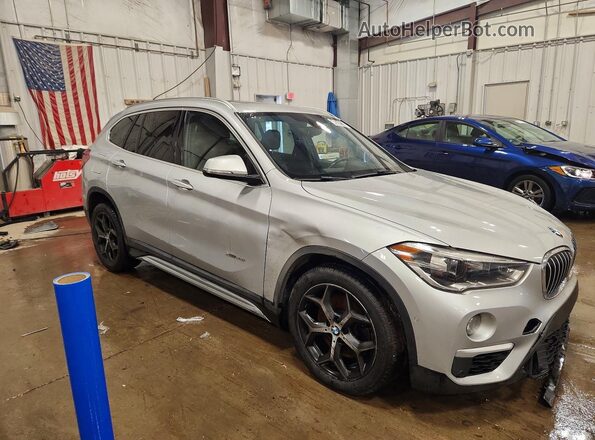 WBXHT3C38G5E56512 2016 BMW X1 Silver წინა მარჯვენა