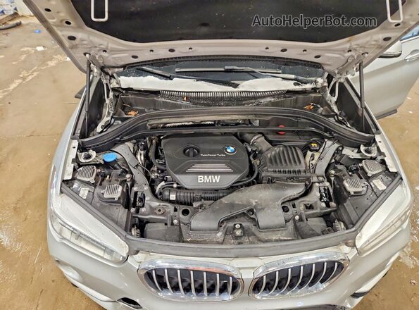 WBXHT3C38G5E56512 2016 BMW X1 Silver უკანა სალონის ხედი