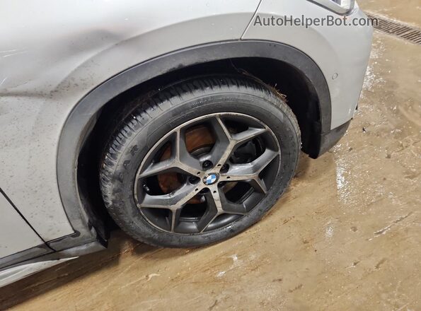 WBXHT3C38G5E56512 2016 BMW X1 Silver 