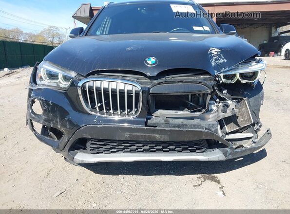 WBXHT3C38H5F84217 2017 BMW X1 Черный Вид спереди