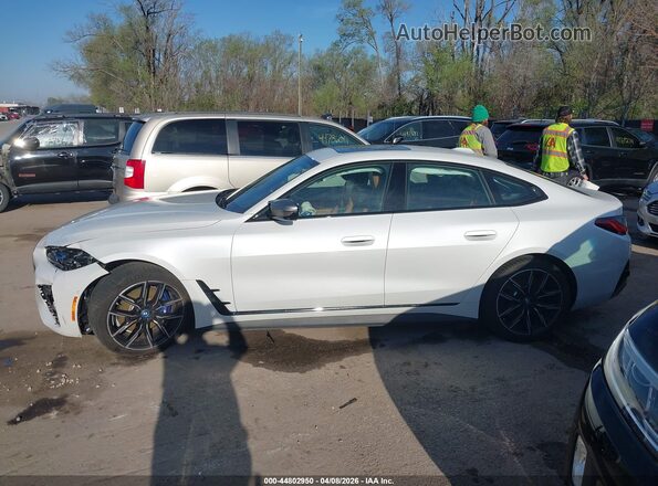 WBY33AW06PFR02532 2023 BMW I4 White სალონის 360-გრადუსიანი ხედი