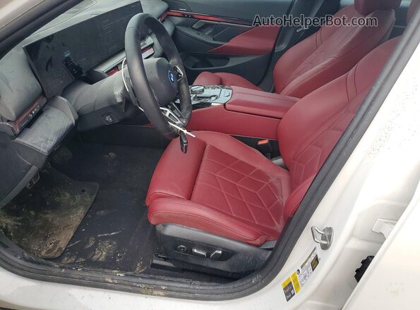 WBY33FK03RCP84480 2024 BMW OTHER White Widok wnętrza z przodu