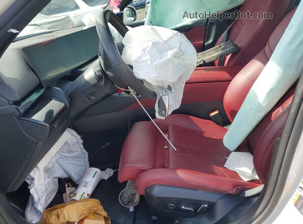 WBY33FK09RCR16934 2024 BMW OTHER White Vista interior delantera
