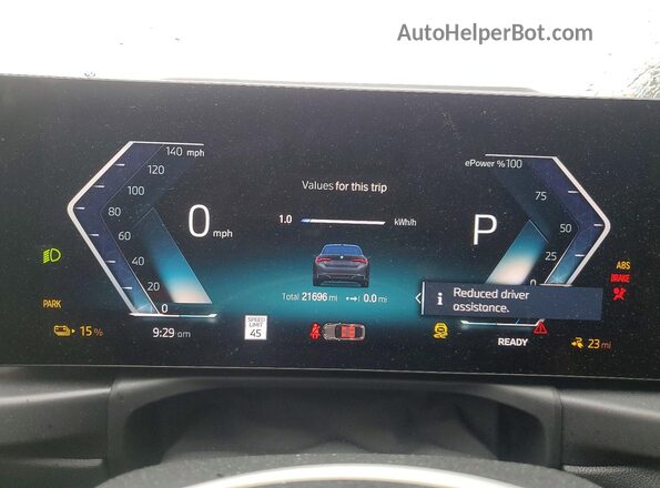 WBY43AW06PFP45038 2023 BMW I4 Gray Widok zestawu wskaźników
