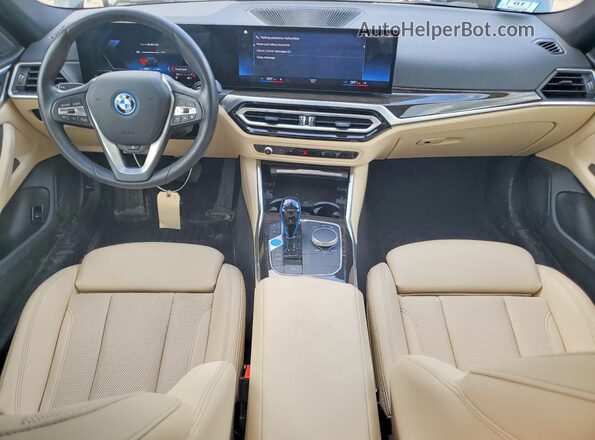WBY73AW03PFN72947 2023 BMW I4 Green Widok deski rozdzielczej