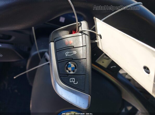 WBY73AW04RFT34205 2024 BMW I4 White Առջևի վահանակի տեսք