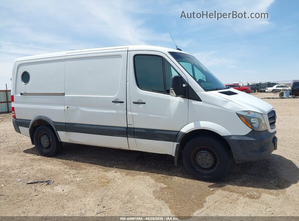 WD3PE7DD2GP310958 2016 MERCEDES-BENZ SPRINTER White Rear interior view