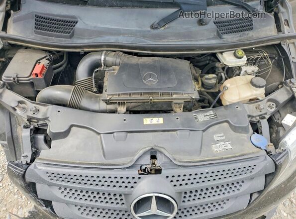 WD4PG2EE3H3338552 2017 MERCEDES-BENZ METRIS Black Вид підкапотного простору