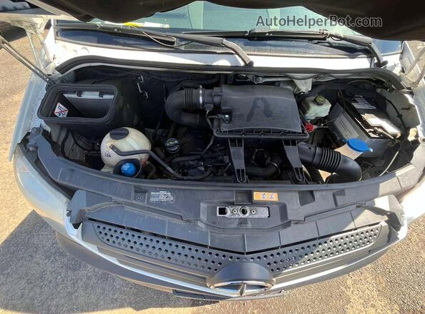 WDAPE7CD5HP385696 2017 MERCEDES-BENZ SPRINTER White Widok z tyłu