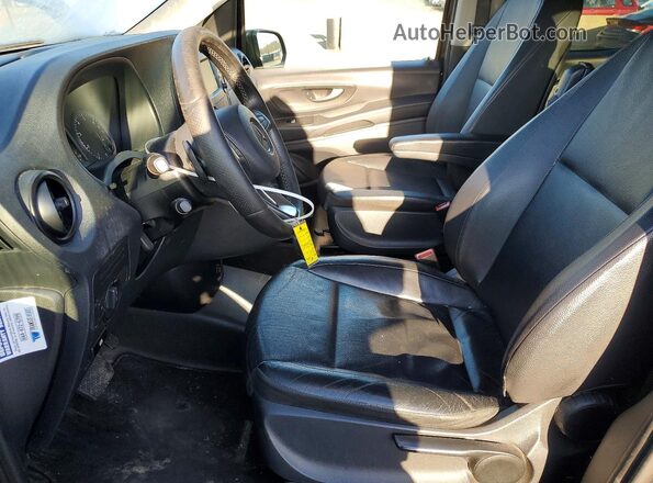 WDAPG2EE2H3324252 2017 MERCEDES-BENZ METRIS Black Widok wnętrza z przodu
