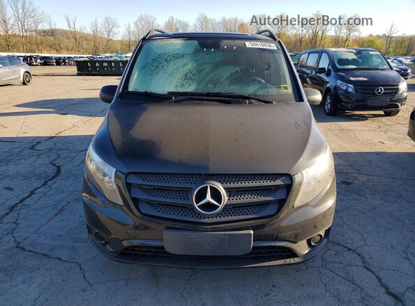 WDAPG2EE2H3324252 2017 MERCEDES-BENZ METRIS Black Widok z przodu