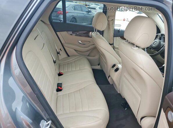 WDC0G4JB3GF054655 2016 MERCEDES-BENZ GLC-CLASS Gray Vista de los asientos traseros