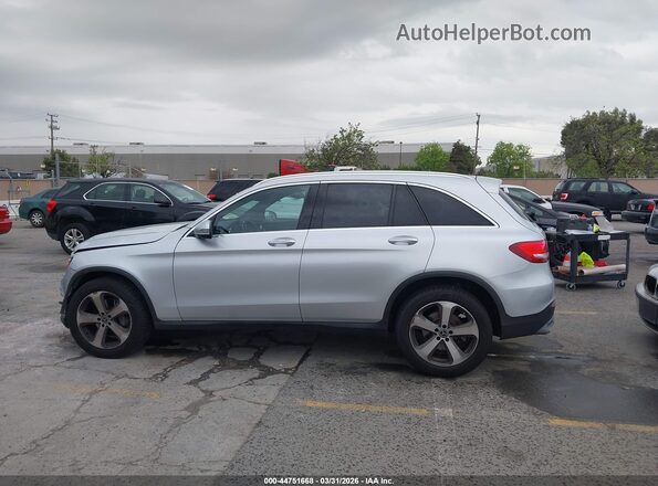 WDC0G4JB3KF596198 2019 MERCEDES-BENZ GLC 300 Silver 360 interior view