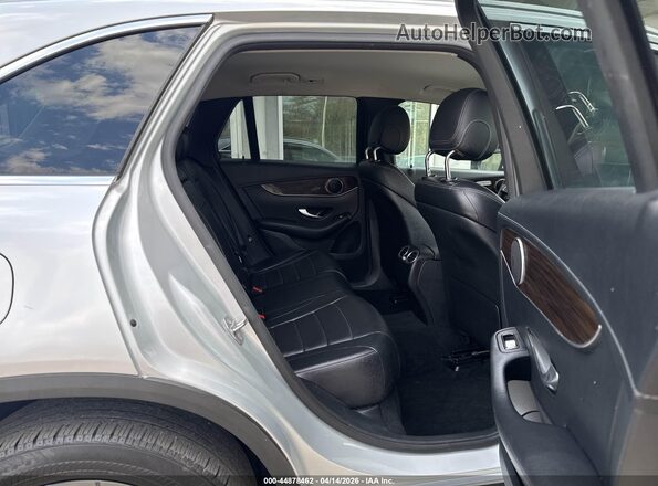 WDC0G4JB5GF106884 2016 MERCEDES-BENZ GLC 300 Silver VIN կոդի պիտակի տեսք