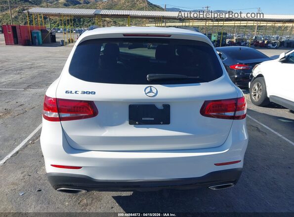 WDC0G4JB5KF666946 2019 MERCEDES-BENZ GLC 300 White 