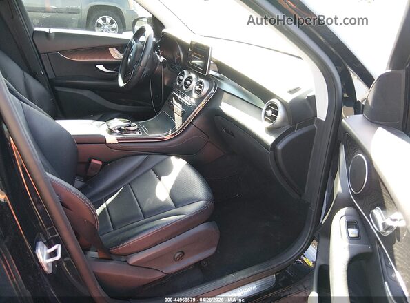 WDC0G4JBXGF072764 2016 MERCEDES-BENZ GLC 300 Black Սալոնի դիմացի տեսք