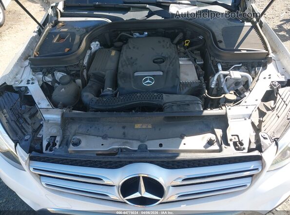 WDC0G4KB0GF041215 2016 MERCEDES-BENZ GLC 300 White Вид ззаду