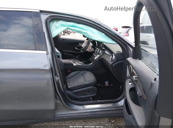 WDC0G4KB3HF146879 2017 MERCEDES-BENZ GLC 300 Gray Widok wnętrza z przodu