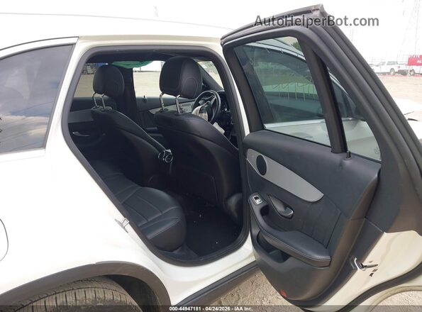 WDC0G4KB4K1001290 2019 MERCEDES-BENZ GLC 300 White 