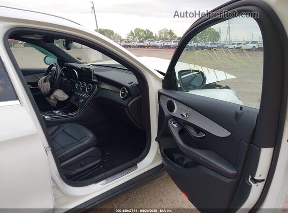 WDC0G4KB4K1001290 2019 MERCEDES-BENZ GLC 300 White 