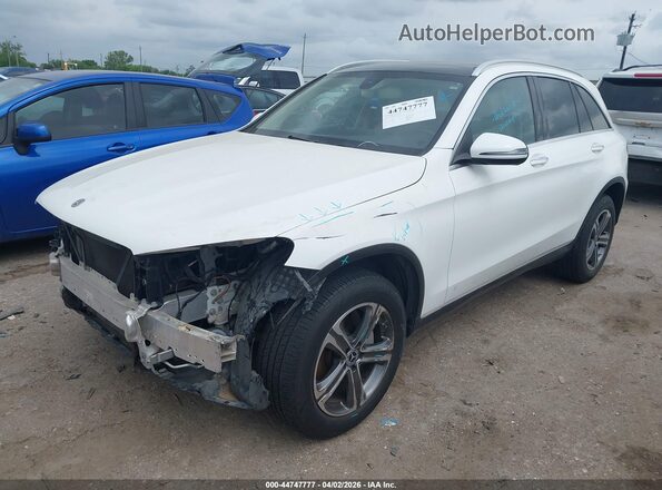 WDC0G4KB6HV005195 2017 MERCEDES-BENZ GLC 300 White Առջևի ձախ երեք քառորդ տեսարան
