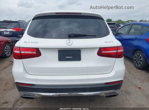 WDC0G4KB6HV005195 2017 MERCEDES-BENZ GLC 300 White 