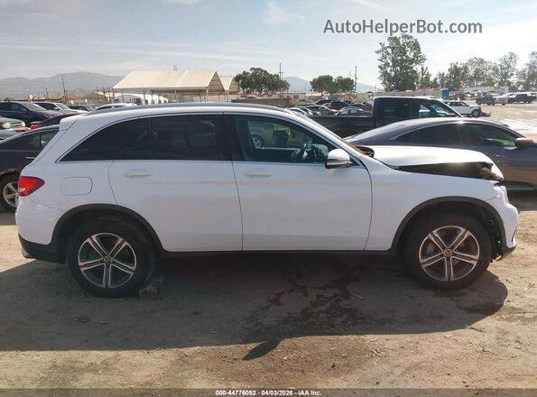 WDC0G4KB8JV075349 2018 MERCEDES-BENZ GLC 300 White Widok wnętrza z tyłu