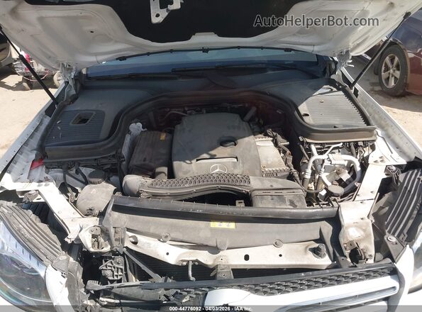 WDC0G4KB8JV075349 2018 MERCEDES-BENZ GLC 300 White Widok z tyłu