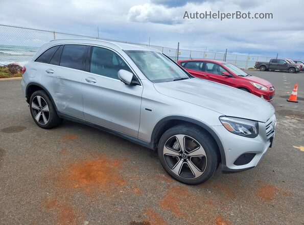 WDC0G5EB6KF494667 2019 MERCEDES-BENZ GLC-CLASS Серебряный Передняя правая четверть