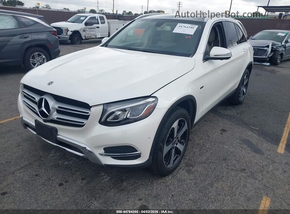 WDC0G5EB9KF578899 2019 MERCEDES-BENZ GLC 350E White Front left