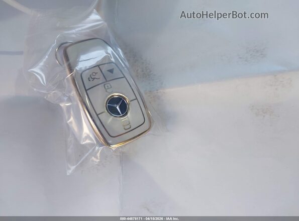 WDC0G8DB6LF736636 2020 MERCEDES-BENZ GLC 300 Белый Вид панели приборов